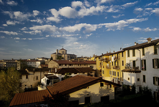 Panoramica di Pozzolengo, cittadina vicino al lago di Garda, provincia di Brescia.