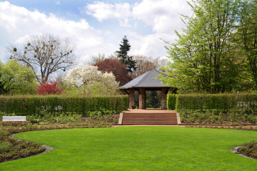 Rosengarten Dresden im Frühling