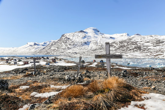 Three graves. Abandoned cemetery in Qoornoq - former fishermen v