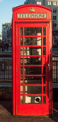 Fototapeta na wymiar Red telephone box in London