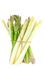 Gr&uuml;ner und wei&szlig;er Spargel freigestellt / isoliert