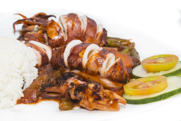 squid grilled with vegetables in tomato sauce