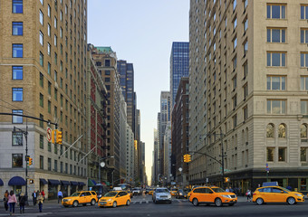 Crossroad on 6th avenue in Midtown Manhattan - obrazy, fototapety, plakaty