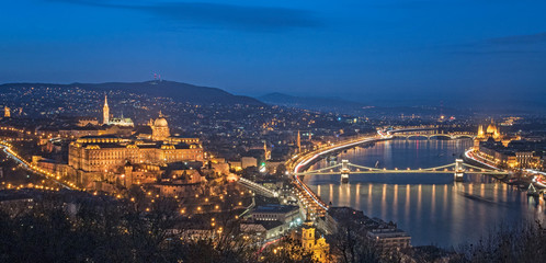 Obraz premium Budapest at night