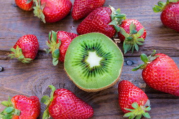 Fragole e kiwi