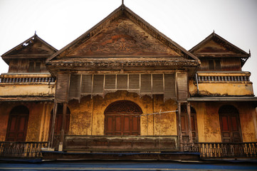 Fototapeta na wymiar Thai old home