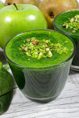Slimming cocktail of green vegetables and fruits.
