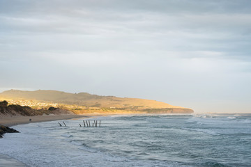 Obraz premium sunset at St. Clair Beach in Dunedin, New Zealand