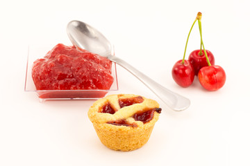 mini crostata con marmellata di ciliegie