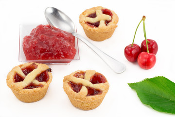  mini crostata con marmellata di ciliegie