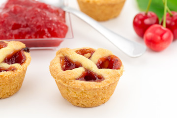  mini crostata con marmellata di ciliegie