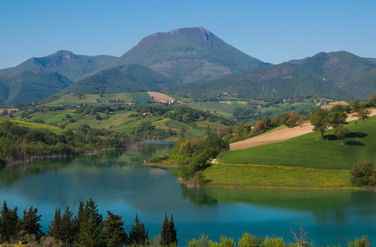 Cingoli lake in Italy