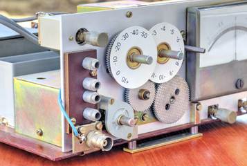Electronic device with measuring scales closeup