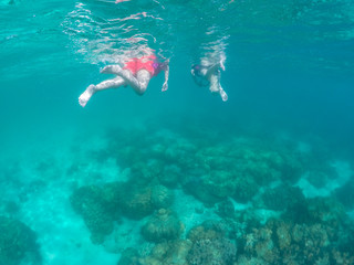 Two women's sea diving