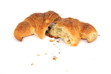 Croissant in zwei Hälften