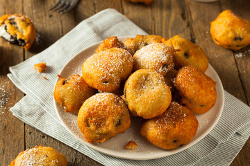 Deep Fried Chocolate Cream Cookies