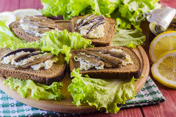 sandwiches with sprats