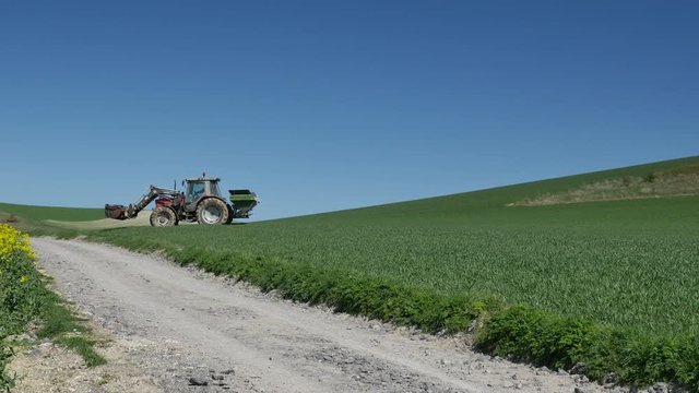 r&eacute;pendre de l'engrais