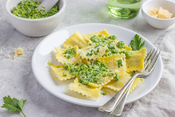Ravioli with pesto sauce