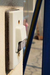 doorbell in side view