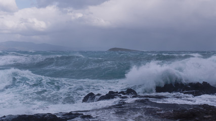 Wildes Meer vor Kretas Nordküste bei Ireapetra