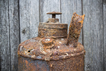 rusty fire extinguisher