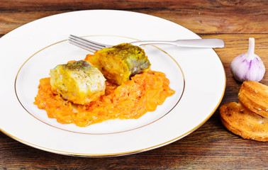 Fish in Greek with Onion and Carrot