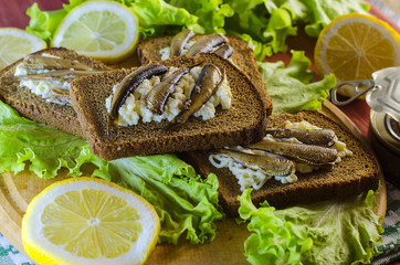 sandwiches with sprats