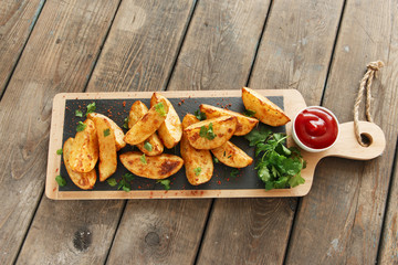 baked roasted potato wedges with herbs