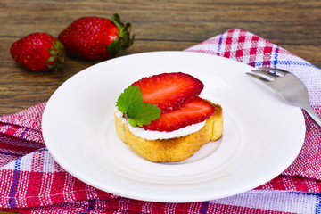 Bruschetta with Goat Cheese and Strawberry, Mint