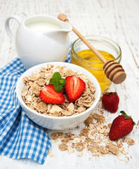 Muesli with strawberries