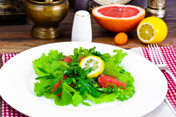 Salad with Mix Batavian, Frise, Radicchio, Chicory, Arugula and 