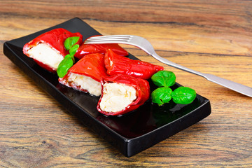 Paprika Stuffed with Goat Cheese