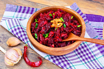 Salad of Beets and Garlic