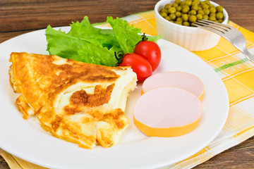 Healthy and Diet Food: Scrambled Eggs with Tomato, Lettuce and S