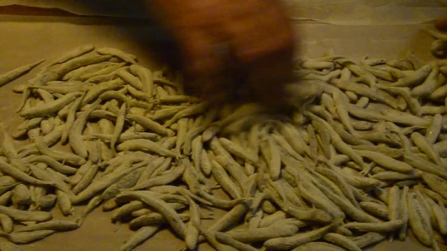 مچھلی بھون Fish fry Rbjih mladic Frijenno magnanno Frittura di paranza Fiskeyngel