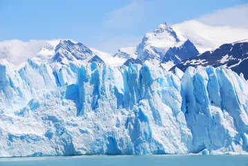 Abwaschbare Fototapete Gletscher Der Perito-Moreno-Gletscher ist ein Gletscher im Nationalpark Los Glaciares in der Provinz Santa Cruz, Argentinien. Es ist eine der wichtigsten Touristenattraktionen im argentinischen Patagonien