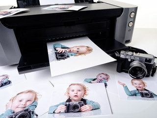drucker mit bilder und kamera © Superingo