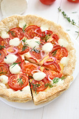 Tomatoes pie with cheese