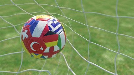 Fußball im Tor mit Flaggen zur EM © Robert Kneschke