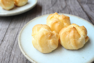  Cream Puffs