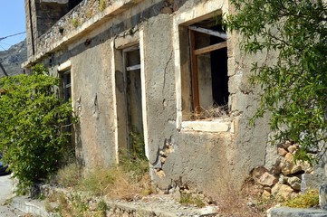 House in ruin.