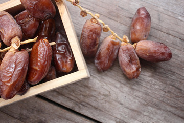 Dried date palm