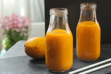 Mango Lassi / Mango Smoothie