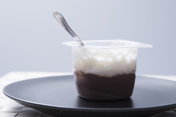 Copa de chocolate y nata