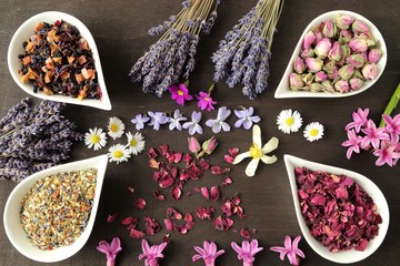 Obraz na płótnie Canvas Flowers for aromatherapy.
