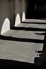 Fototapeta na wymiar archway with shadow