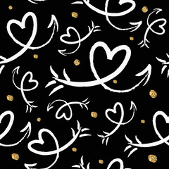 Hand drawn heart with arrow seamless pattern. Vector illustration - 108781839