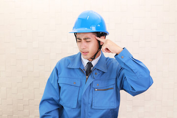 苦悩する労働者