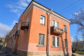 Fototapeta premium The building in the style of Stalin in Kolpino.